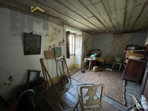 Moradia T5 Venda em Póvoa de Rio de Moinhos e Cafede,Castelo Branco