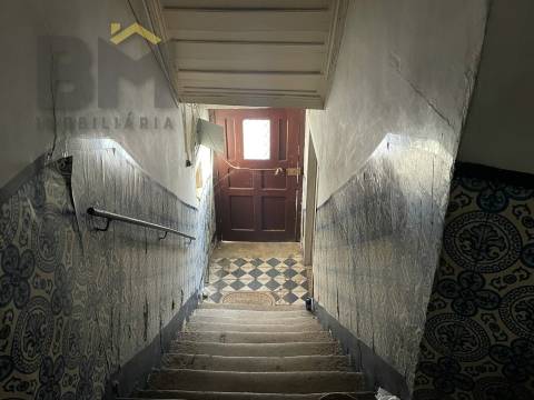 Moradia T5 Venda em Póvoa de Rio de Moinhos e Cafede,Castelo Branco