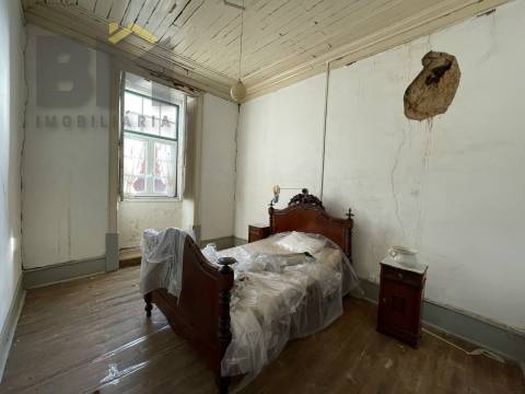 Moradia T5 Venda em Póvoa de Rio de Moinhos e Cafede,Castelo Branco