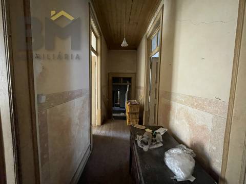 Moradia T5 Venda em Póvoa de Rio de Moinhos e Cafede,Castelo Branco