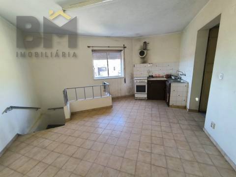 Moradia T3 Venda em Póvoa de Rio de Moinhos e Cafede,Castelo Branco