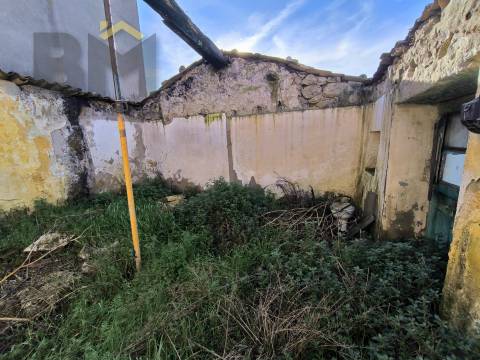 Moradia T3 Venda em Póvoa de Rio de Moinhos e Cafede,Castelo Branco