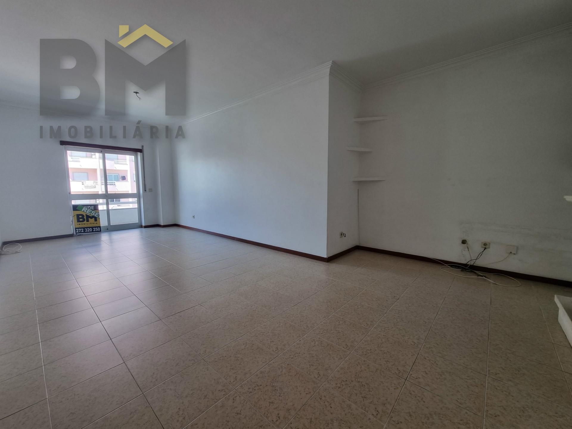 Apartamento T2 Arrendamento em Castelo Branco,Castelo Branco