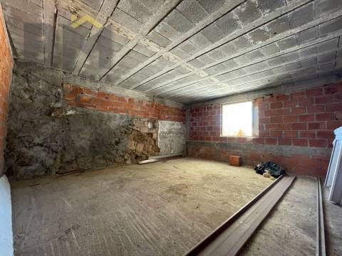 Moradia T3 Venda em Tinalhas,Castelo Branco