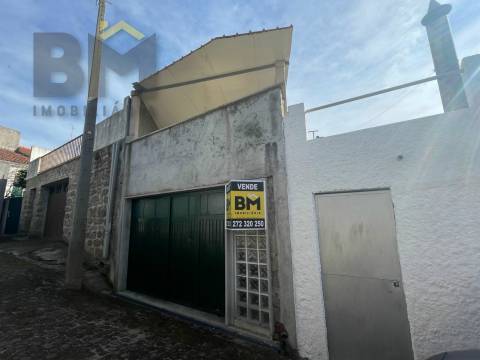 Moradia T3 Venda em Tinalhas,Castelo Branco