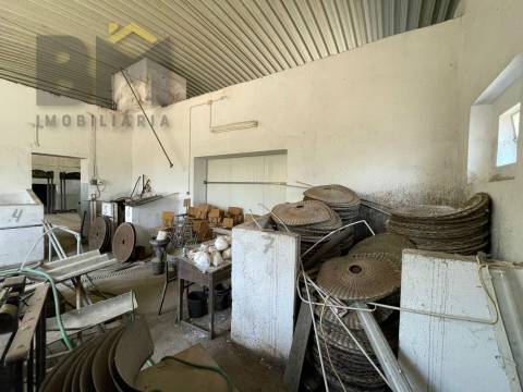Lagar de Azeite  Venda em Freixial e Juncal do Campo,Castelo Branco