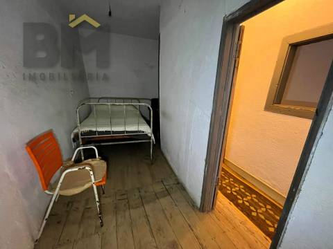 Moradia T2 Venda em Salgueiro do Campo,Castelo Branco