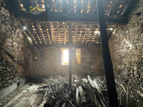 Moradia para Restaurar T0 Venda em Sobreira Formosa e Alvito da Beira,Proença-a-Nova