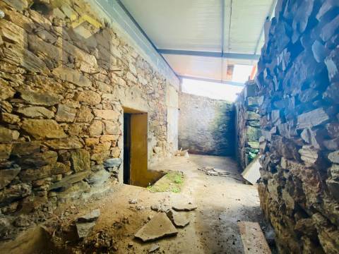 Moradia T1 Venda em Escalos de Baixo e Mata,Castelo Branco