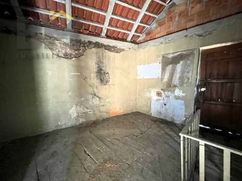 Moradia Rústica T2 Venda em Salgueiro do Campo,Castelo Branco