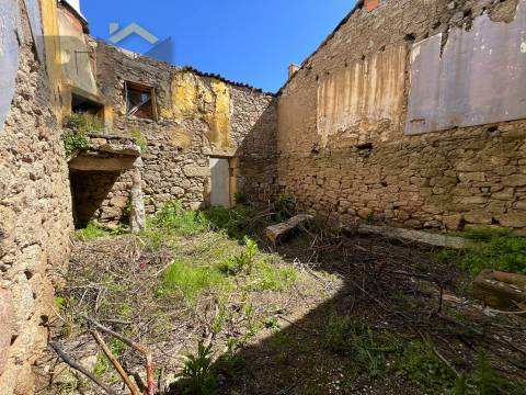 Moradia T2 Venda em Tinalhas,Castelo Branco