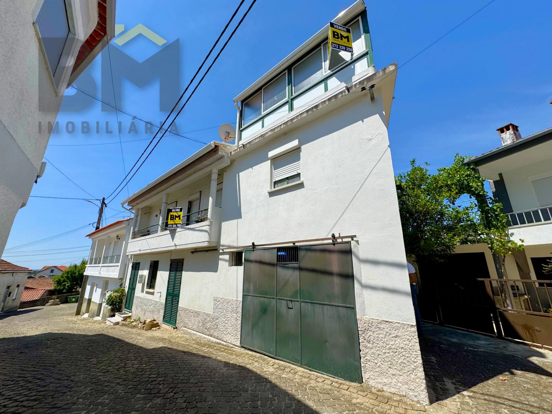 Moradia T4 Venda em Louriçal do Campo,Castelo Branco