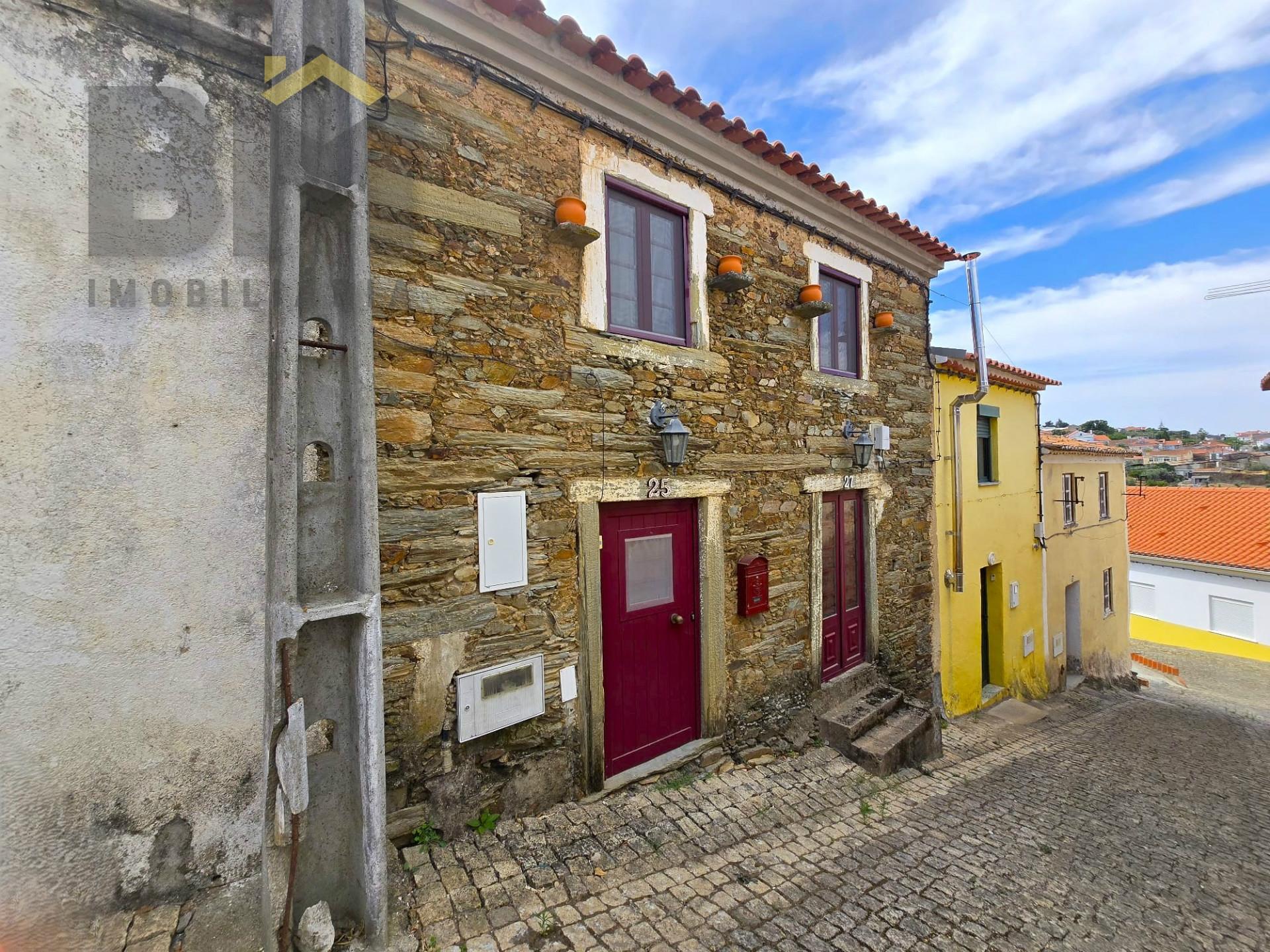 Moradia T4 Venda em Cebolais de Cima e Retaxo,Castelo Branco