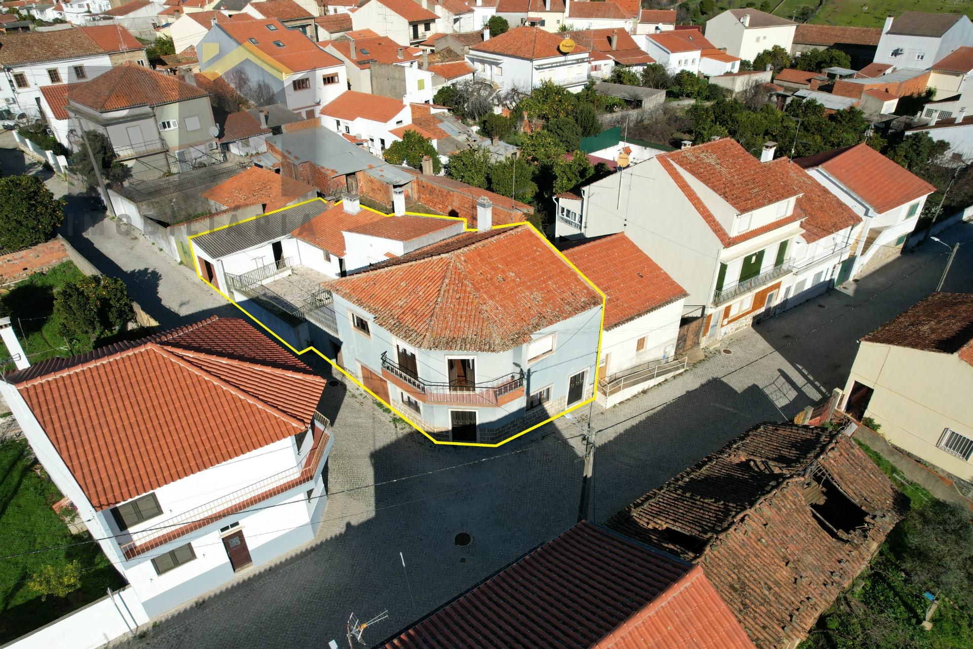 Moradia T3 Venda em Escalos de Baixo e Mata,Castelo Branco