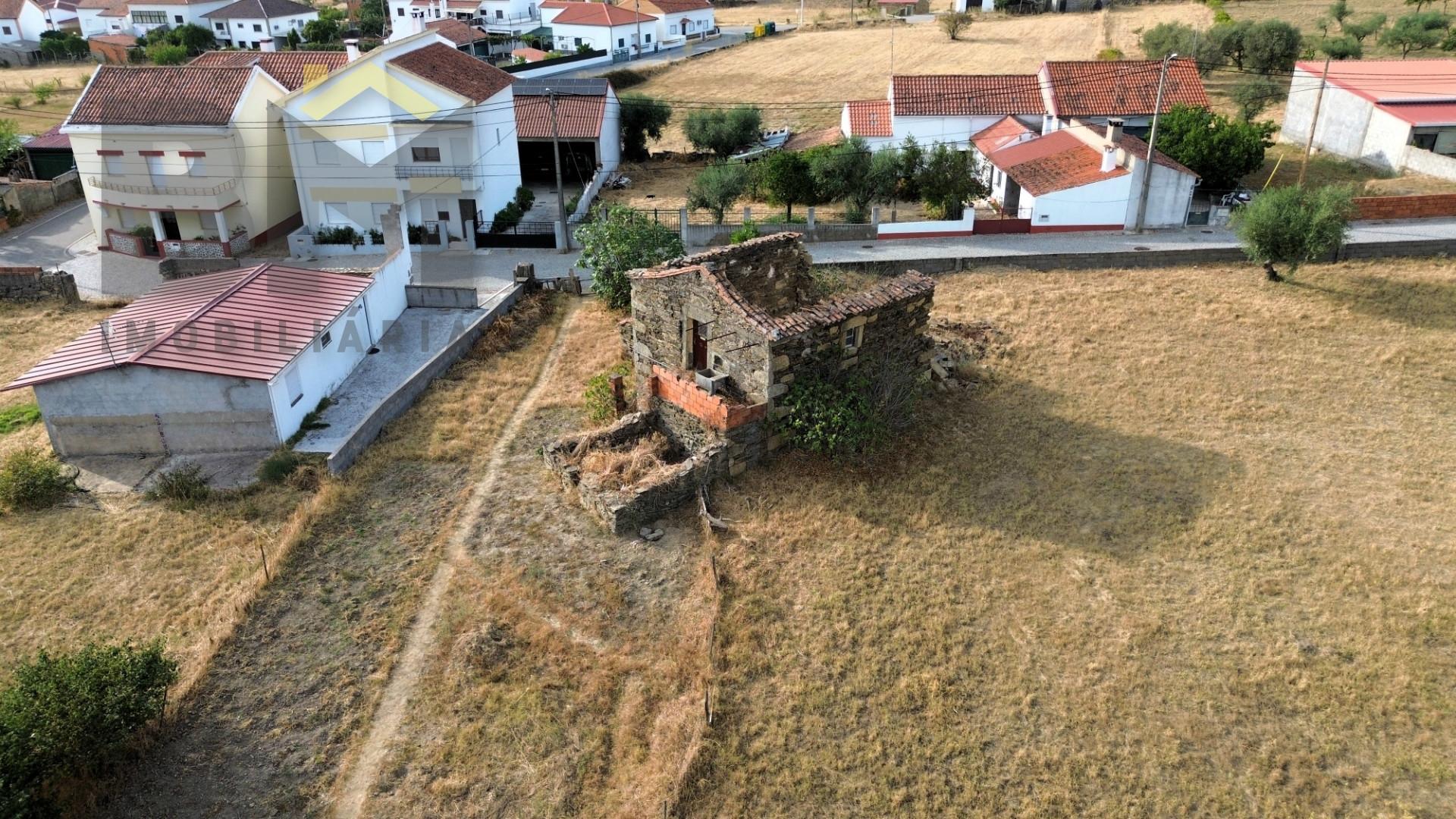 Moradia Devoluta T2 Venda em Salgueiro do Campo,Castelo Branco