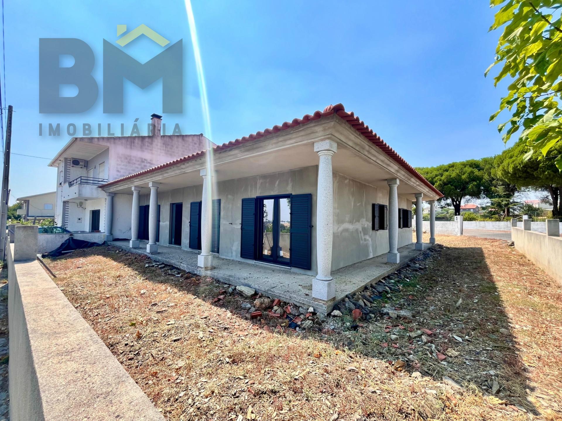 Moradia T3 Venda em Cebolais de Cima e Retaxo,Castelo Branco