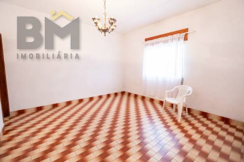 Moradia T3 Venda em Escalos de Baixo e Mata,Castelo Branco
