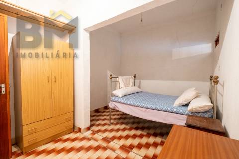 Moradia T3 Venda em Escalos de Baixo e Mata,Castelo Branco