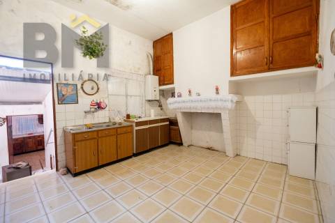 Moradia T3 Venda em Escalos de Baixo e Mata,Castelo Branco