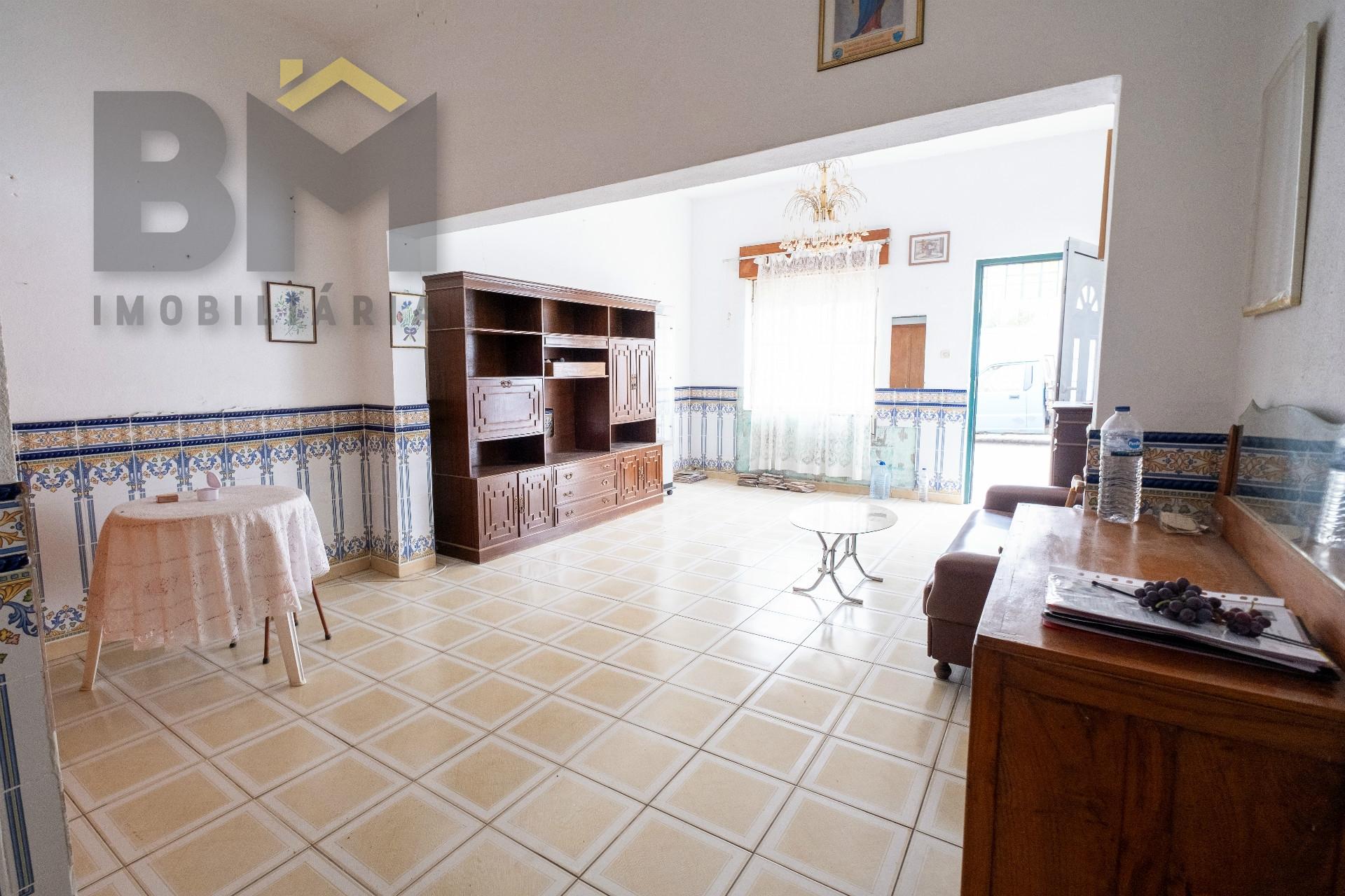 Moradia T3 Venda em Escalos de Baixo e Mata,Castelo Branco