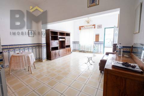 Moradia T3 Venda em Escalos de Baixo e Mata,Castelo Branco