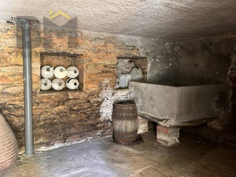 Moradia T3 Venda em Santo André das Tojeiras,Castelo Branco