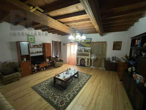 Moradia T4 Venda em Ladoeiro,Idanha-a-Nova