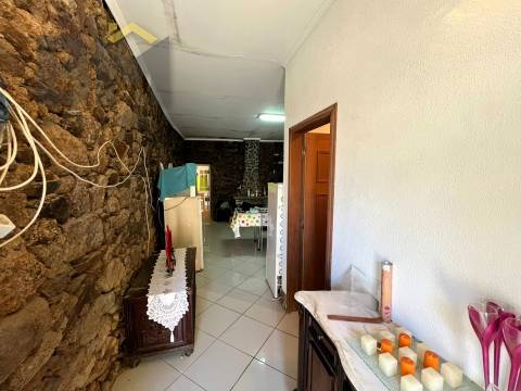 Moradia T1 Venda em Freixial e Juncal do Campo,Castelo Branco