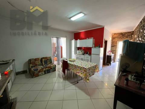 Moradia T1 Venda em Freixial e Juncal do Campo,Castelo Branco