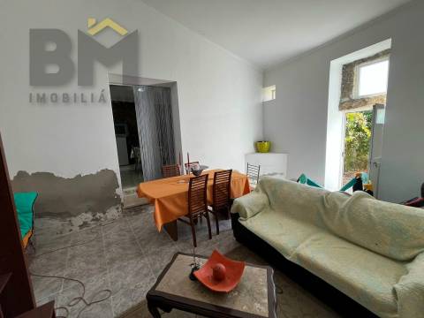 Moradia T1 Venda em Freixial e Juncal do Campo,Castelo Branco