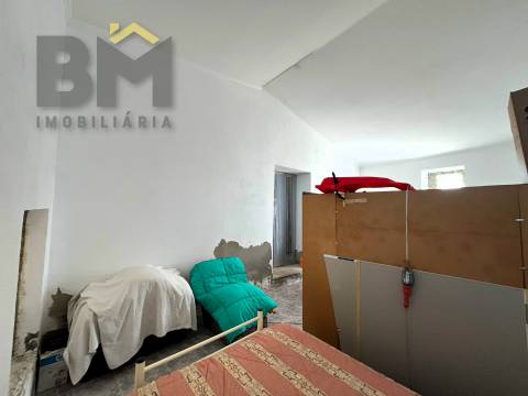 Moradia T1 Venda em Freixial e Juncal do Campo,Castelo Branco