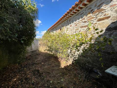 Moradia T1 Venda em Freixial e Juncal do Campo,Castelo Branco