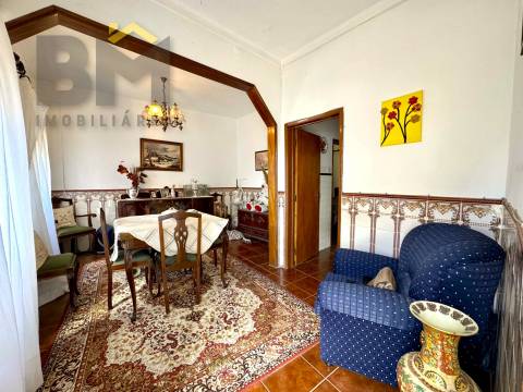 Moradia T4 Venda em Escalos de Cima e Lousa,Castelo Branco