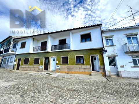 Moradia T4 Venda em Escalos de Cima e Lousa,Castelo Branco