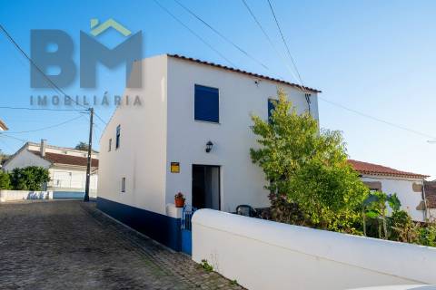 Moradia T2 Venda em Freixial e Juncal do Campo,Castelo Branco