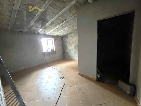 Moradia T3 Venda em Cebolais de Cima e Retaxo,Castelo Branco