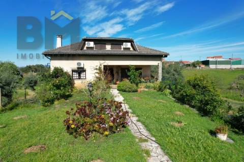 Moradia Isolada T3 Venda em Cebolais de Cima e Retaxo,Castelo Branco