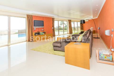 Moradia Isolada T4 Venda em Albufeira e Olhos de Água,Albufeira