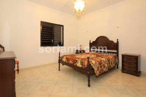 Moradia Isolada T2 Venda em Albufeira e Olhos de Água,Albufeira