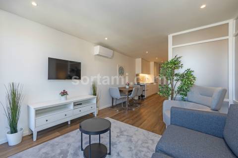 Apartamento T1+1 Venda em Cedofeita, Santo Ildefonso, Sé, Miragaia, São Nicolau e Vitória,Porto