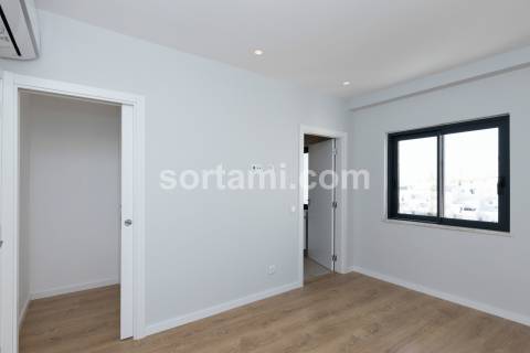 Apartamento T4 Venda em Albufeira e Olhos de Água,Albufeira