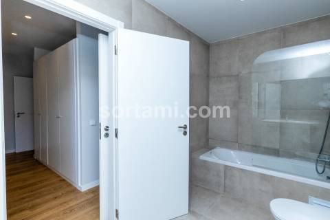 Apartamento T4 Venda em Albufeira e Olhos de Água,Albufeira