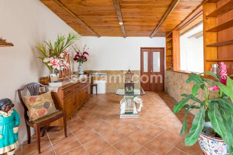 Moradia Geminada T3 Venda em Quarteira,Loulé