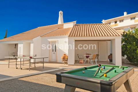 Moradia Isolada T4 Venda em Albufeira e Olhos de Água,Albufeira