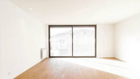 Apartamento T4 Venda em Matosinhos e Leça da Palmeira,Matosinhos