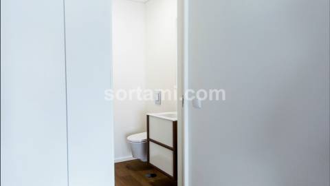 Apartamento T4 Venda em Matosinhos e Leça da Palmeira,Matosinhos