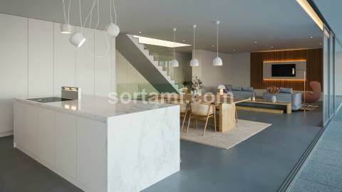 Moradia Isolada T4+1 Venda em Albufeira e Olhos de Água,Albufeira