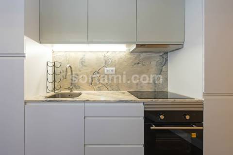 Apartamento T0+1 Venda em Cedofeita, Santo Ildefonso, Sé, Miragaia, São Nicolau e Vitória,Porto