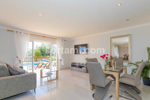 Moradia Isolada T4+2 Venda em Loulé (São Clemente),Loulé