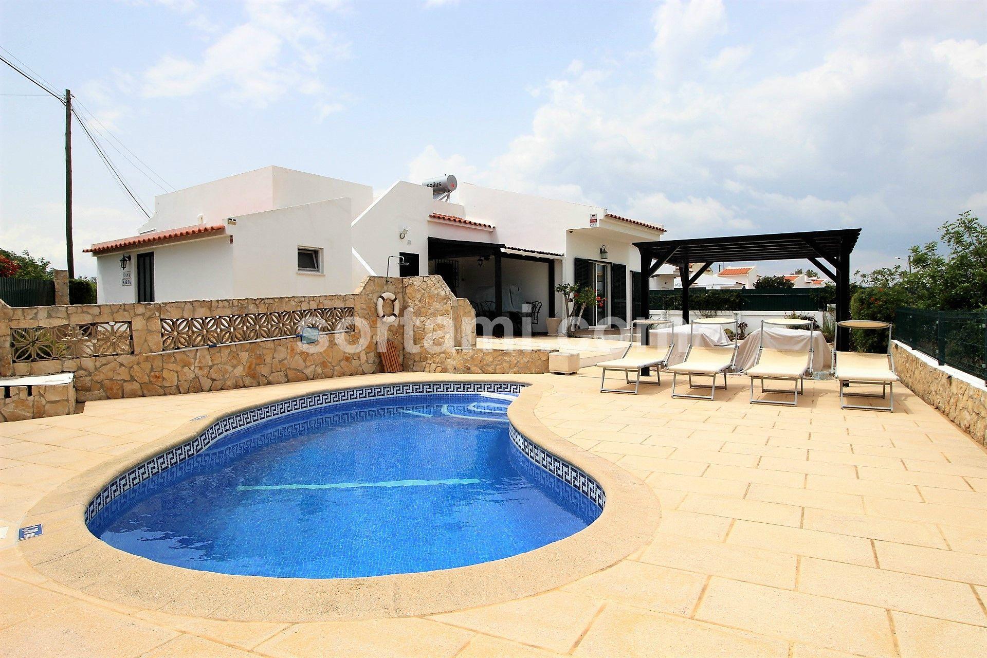 Moradia Isolada T3 Venda em Albufeira e Olhos de Água,Albufeira